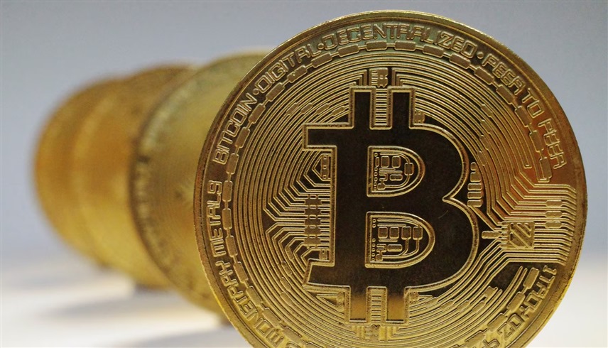 ارتفاع عملة "بيتكوين" لأعلى مستوى منذ 4 أسابيع