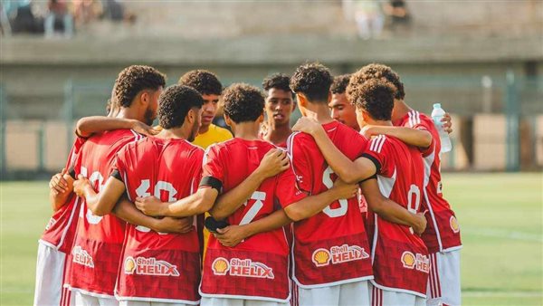 لاعب الأهلي يتعرض لإصابة قوية في الركبة قبل احترافه بإسبانيا