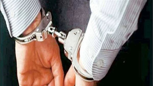 حبس تاجر خردة 4 أيام في اتهامه بإخفاء مسروقات من فيلا سفير أوروبي بالجيزة