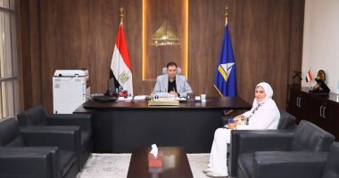 محافظ دمياط يلتقى مدير مديرية التموين بعد توليها مهام عملها بالمحافظة