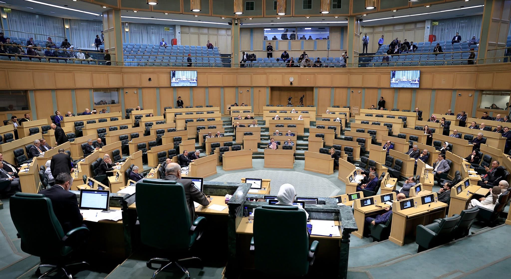 مجلس النواب يستكمل مناقشة مشروع قانون عقود التأمين اليوم