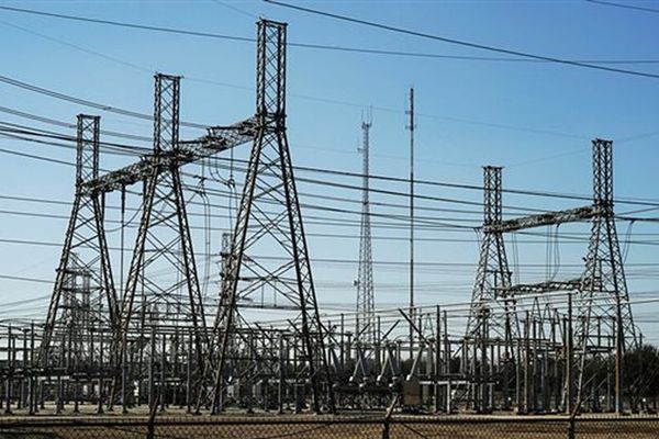 تركيا تعلن زيادة أسعار الكهرباء والغاز بنسبة 25 بالمائة