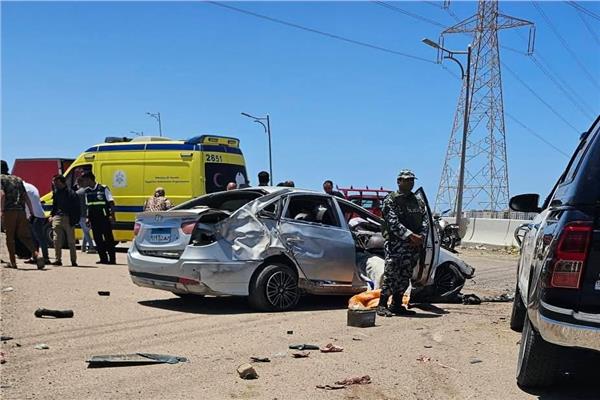 مصرع شخصين وإصابة 2 آخرين في حادث انقلاب سيارة بـ الإسكندرية