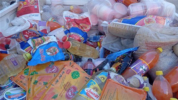 تحرير 80 مخالفة وضبط سلع غذائية فاسدة في حملة تموينية بالفيوم