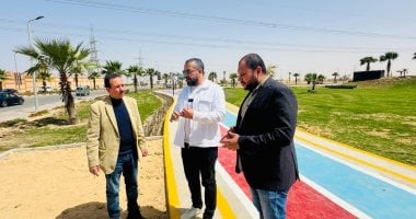 "الحديقة المركزية" بالعبور الجديدة.. متنفس عصرى بالمدن الذكية.. تضم مناطق جلوس مزودة بأنظمة إضاءة حديثة موفرة للطاقة وخامات عالية الجودة.. وبرجولات بتصميمات عصرية لتوفير بيئة جمالية