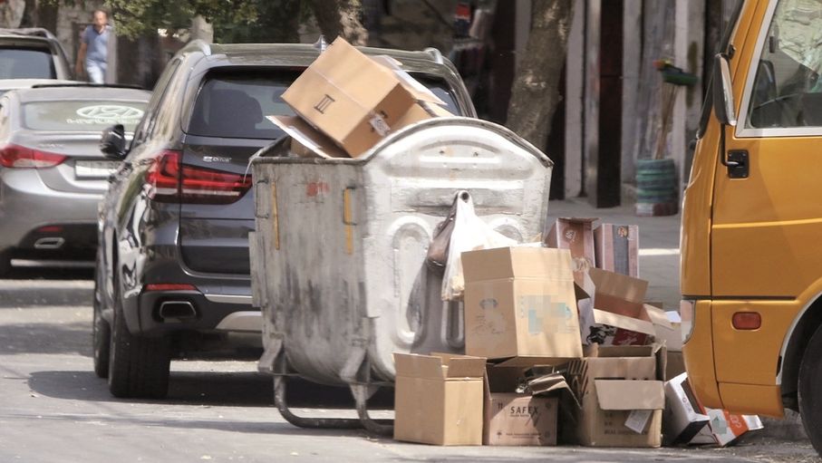 "البيئة": التكنولوجيا لضبط النفايات والمواد الخطرة