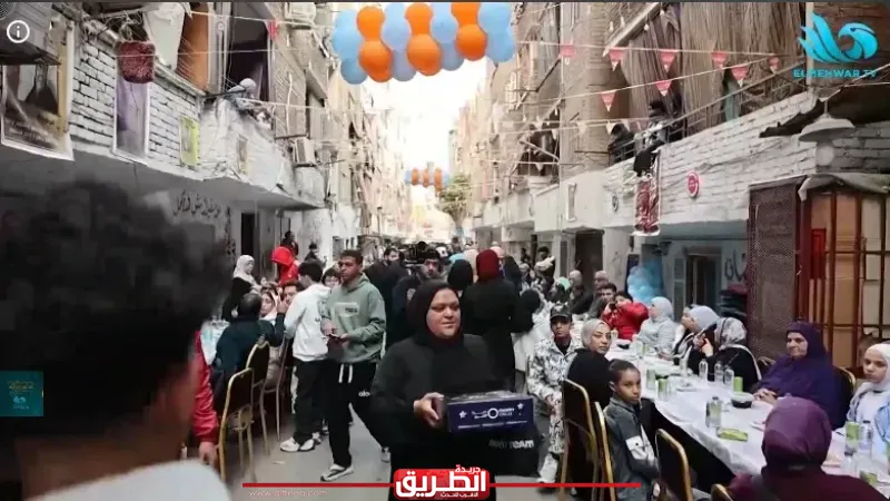 فطار المطرية في سنته الـ12.. أكبر مائدة جماعية في مصر تجمع عشرات الآلاف بروح الألفة والوحدة الوطنية