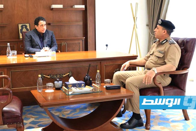 المنفي يشدد على «التعامل بحزم» مع استهداف المقرات الحكومية
