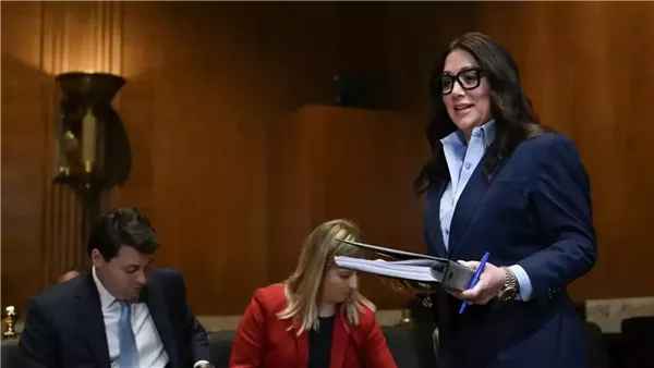 بعد كريستي نويم وبام بوندي، استقالة وزيرة العمل الأمريكية لورا تشافيز ديرمر