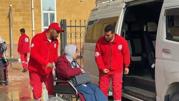 مواد غذائية ومستلزمات شتوية، الهلال الأحمر يرسل القافلة 146 إلى غزة