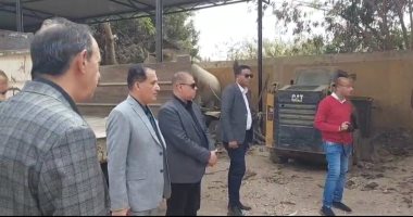 محافظ سوهاج يوجه بتشكيل لجنة لفحص أعمال الحملة الميكانيكية بالبلينا