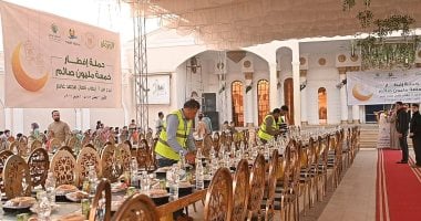الأورمان توزع مواد غذائية ووجبات إفطار للأسر الأولى بالرعاية بعدد من المحافظات