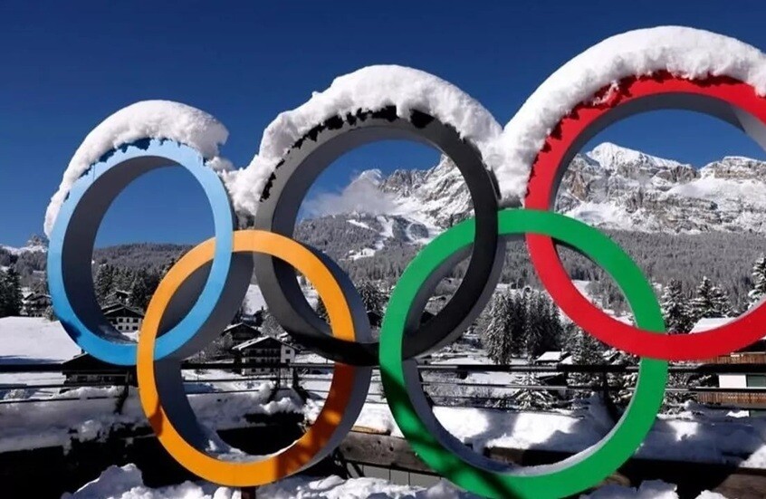 جو 24 : خلاف جديد في أولمبياد 2026 بسبب الأعلام على الخوذ