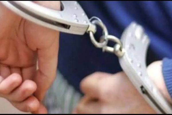 شرطة لحج تضبط متهما بجريمة الشروع بقتل والدته