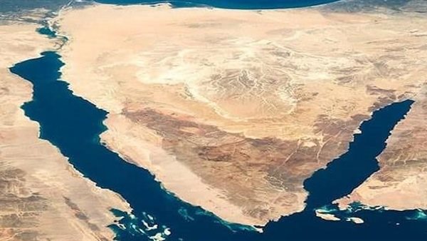 برلماني: مخطط لنقل 5 ملايين مواطن لسيناء وزراعتهم في أرض الفيروز