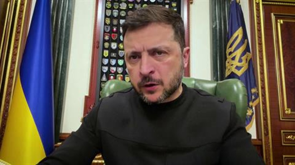 زيلينسكي يبرر إلغاء الانتخابات: ليست أولوية للأوكرانيين