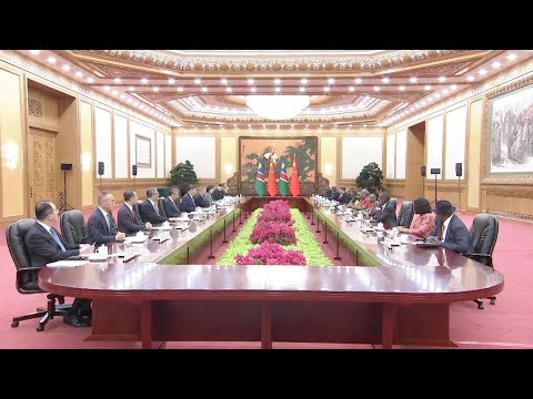 Xi Jinping Holds Talks with the President of Namibia