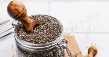 أفضل وقت لتناول بذور الشيا للحصول على أقصى قدر من الألياف وصحة الأمعاء