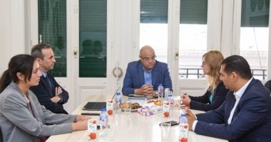 محافظ الإسكندرية يزور مركز الدراسات السكندرية الفرنسى ويشيد بالخدمات المقدمة