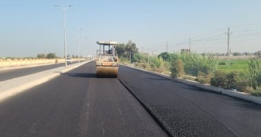 تنفيذ مشروعات جديدة لرصف وصيانة الطرق بالبحيرة بتكلفة 98 مليون جنيه