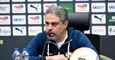 معتمد جمال يلقى المحاضرة الفنية الأخيرة للاعبين بالفندق قبل مواجهة اتحاد العاصمة