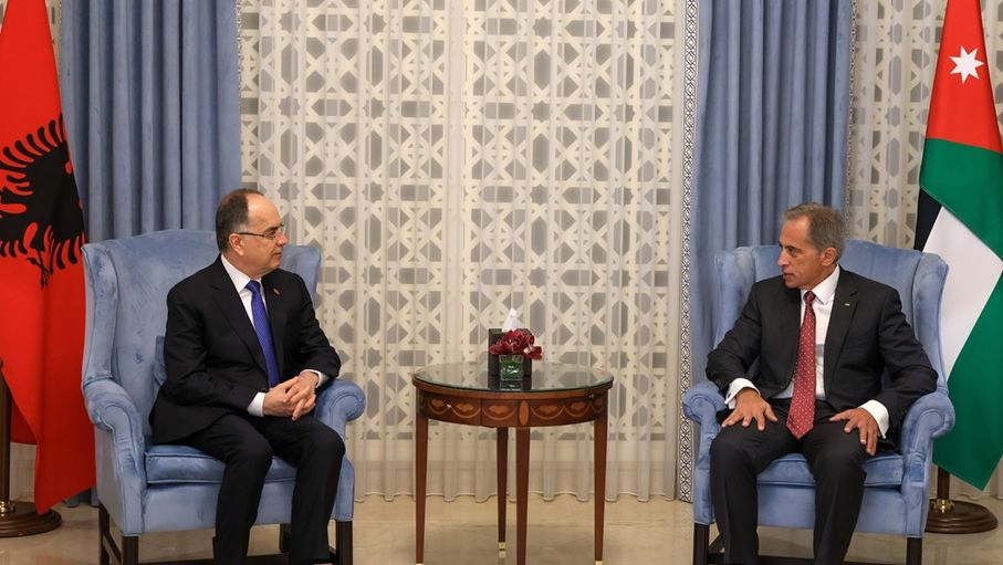 حسان يبحث مع الرئيس الألباني سبل تعزيز العلاقات الثنائية