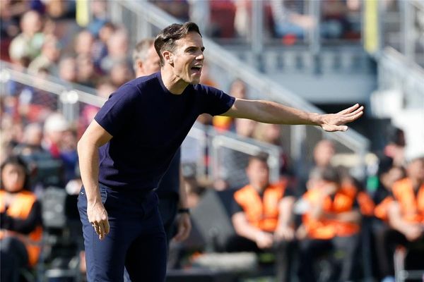نادي فياريال الإسباني يعيّن إينيغو بيريس مدربًا له لمدة 3 أعوام