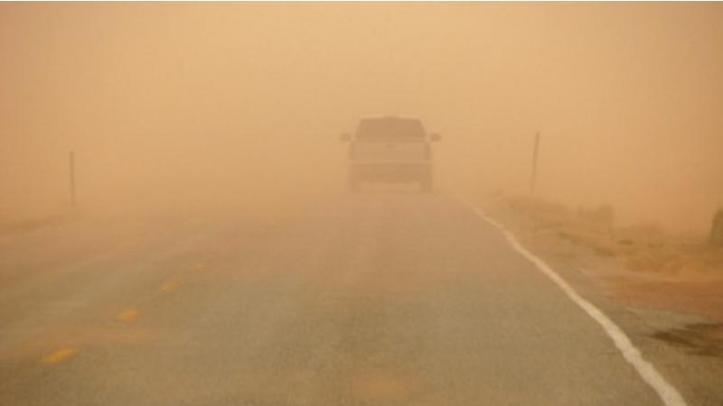 الأرصاد: عاصفة غبارية تتحرك باتجاه المملكة وتحذيرات من تدني الرؤية الأفقية