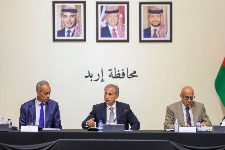 لأول مرة في تاريخ الأردن.. ضخ 9 مليارات في الاقتصاد … تحذيرات من احتجاجات وتساؤلات حول الفساد
