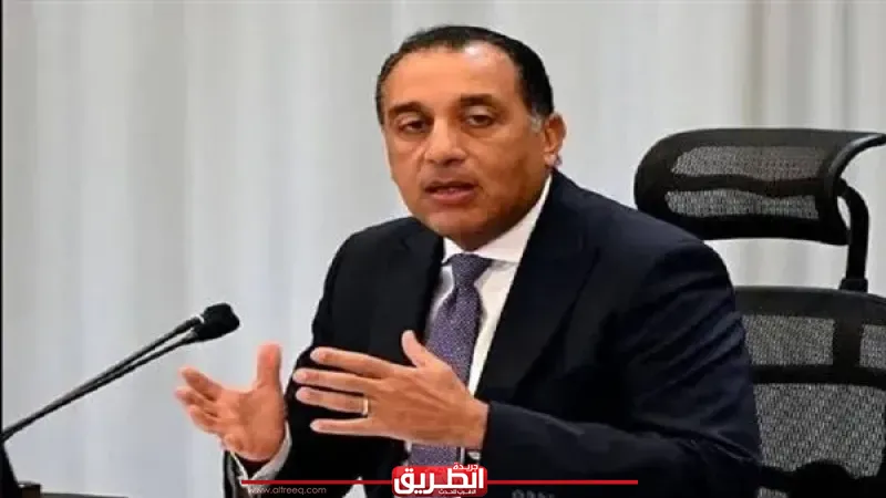 الحكومة تقر نظامًا جديدًا لاختيار القيادات الحكومية.. اختبارات إلزامية وشهادة معتمدة لمدة 3 سنوات