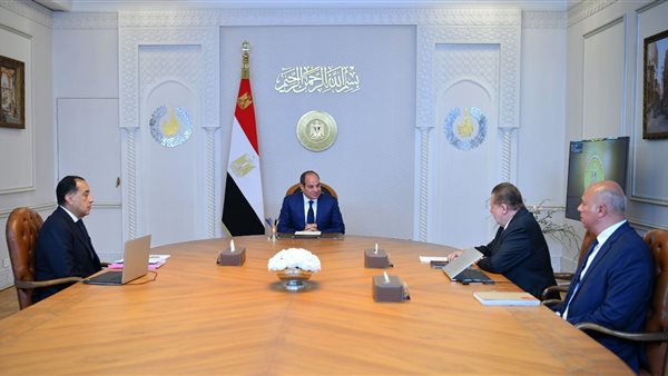مناقشة تداعيات الحرب الأبرز، تفاصيل اجتماع السيسي مع رئيس الحكومة ومحافظ البنك المركزي (فيديو)