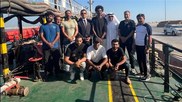 مساعد وزير الخارجية: البحارة المصريين الـ 8 المختطفين بخير