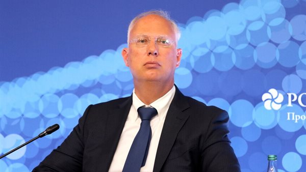 دميترييف: مؤسسة بيل جيتس سيطرت على اللقاحات لأغراض خبيثة