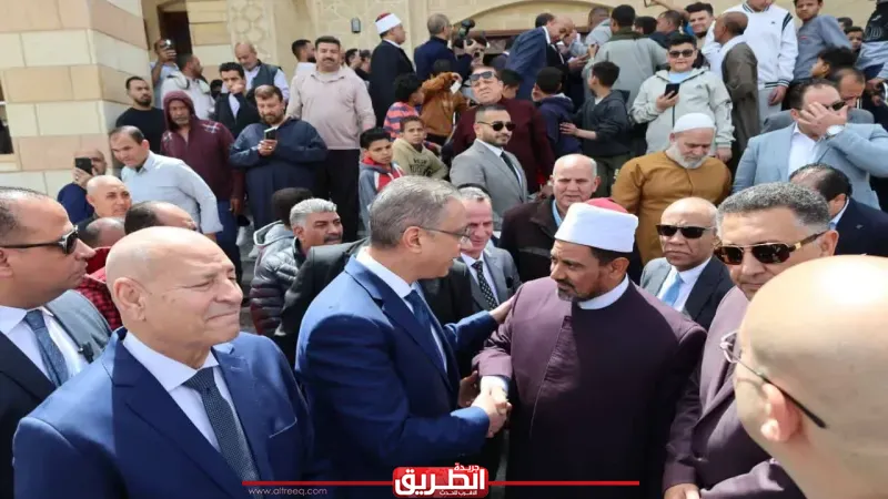الأنصاري يستقبل محافظي القاهرة والقليوبية ورئيس جامعة القاهرة ضمن احتفالات العيد القومي