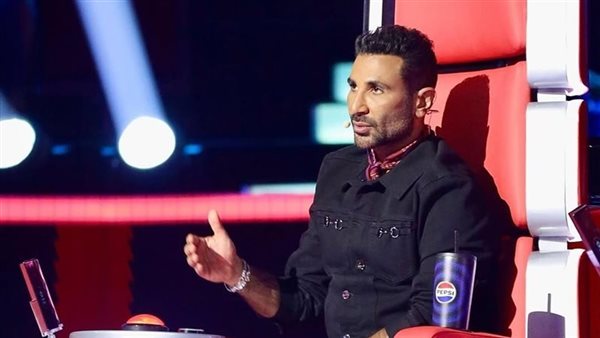 بعد نجاح مسلسل إفراج.. أحمد سعد يقدم أغنية جديدة لشقيقه عمرو (فيديو)