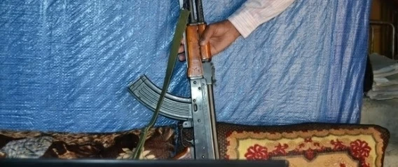 يمني ينهي حياة نجله برصاصة غادرة والسبب «زوجة الابن»