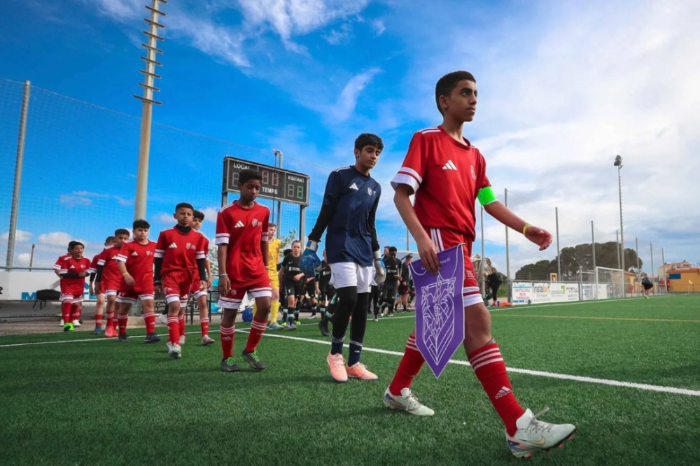 أكاديمية مهد الرياضية تصدّر 11 لاعبًا إلى الأندية المحلية