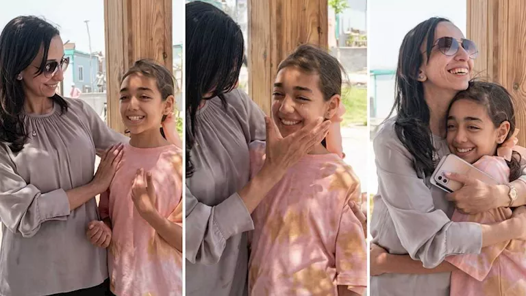 طفلة تلقي قصيدة من تأليفها أمام محافظ البحيرة جاكلين عازر خلال جولة بإ