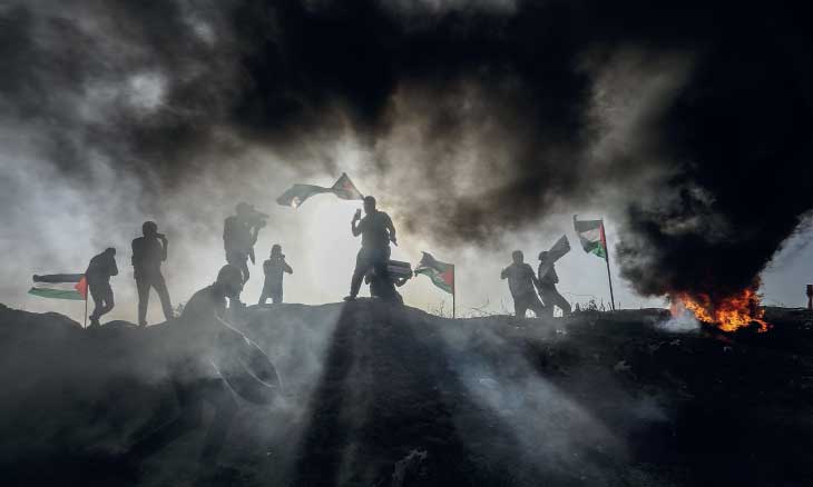 حين يغضب الموج
