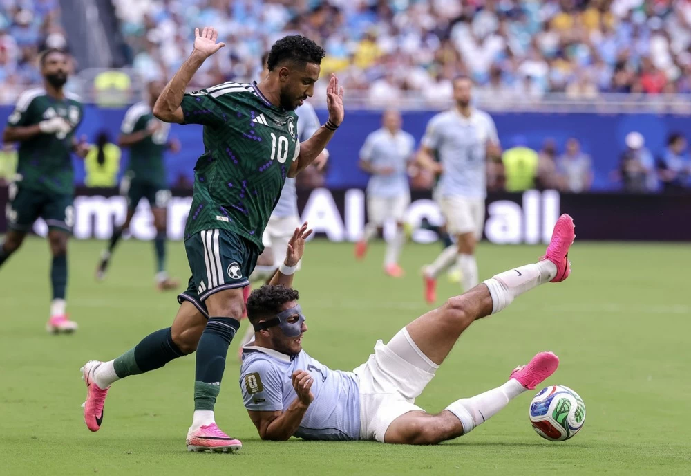 عبدالعزيز هشلان: التبديلات أثرت على المنتخب السعودي