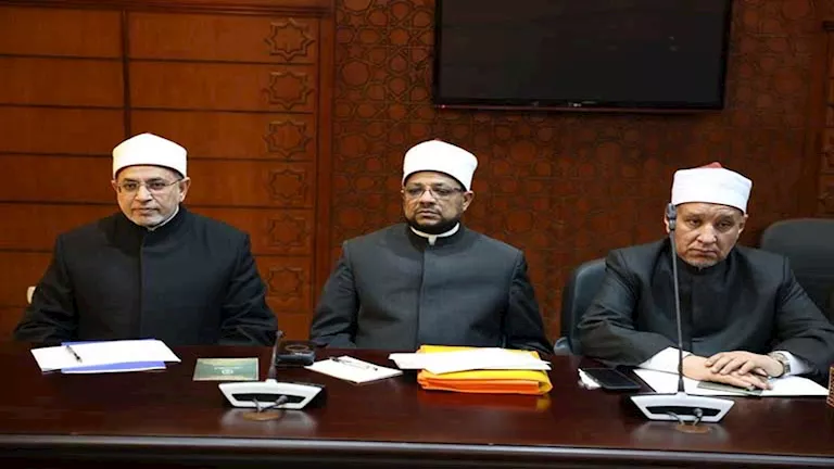 وكيل الأزهر يبحث التعاون مع وفد من أوزباكستان