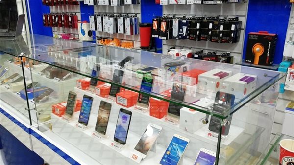 أوقات عمل منافذ بيع مشغلي خدمات الاتصالات خلال شهر رمضان 2026