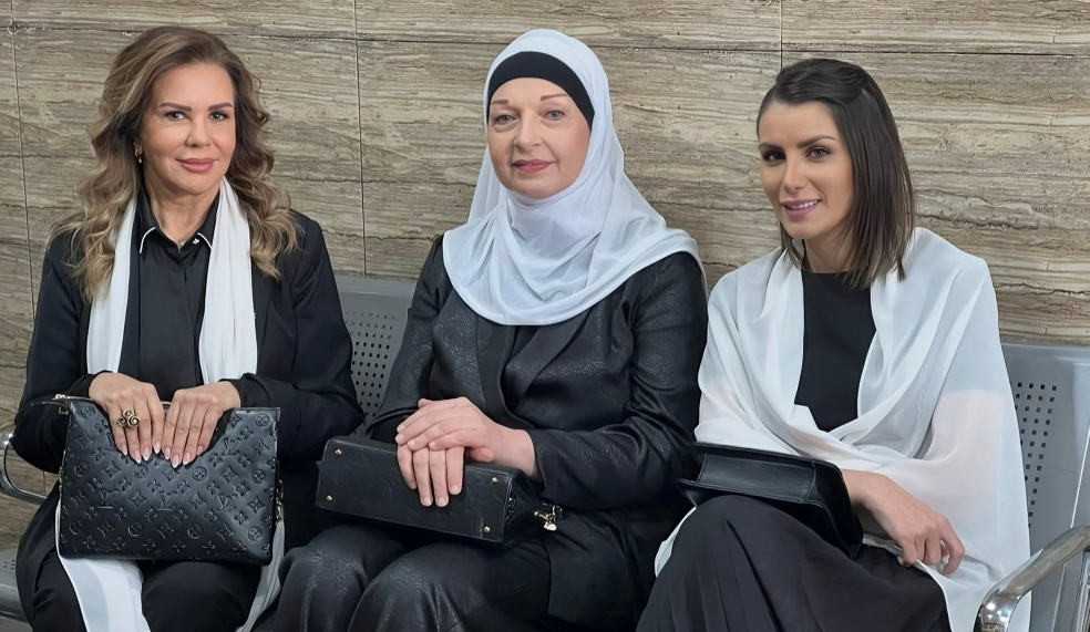 نادين خوري تشعل مواقع التواصل برسالة غامضة عن العلاقات