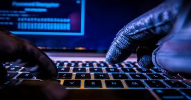 الحبس والغرامة عقوبة معالجة وتداول بيانات شخصية دون موافقة صاحبها