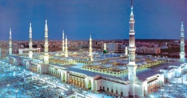 مظلات المسجد النبوي.. هندسة متحركة تظلل أكثر من 228 ألف مصلٍّ