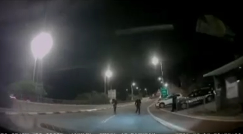 شاب من إكسال يتهم الشرطة بتحرير مخالفات ضده بشكل تعسفيّ