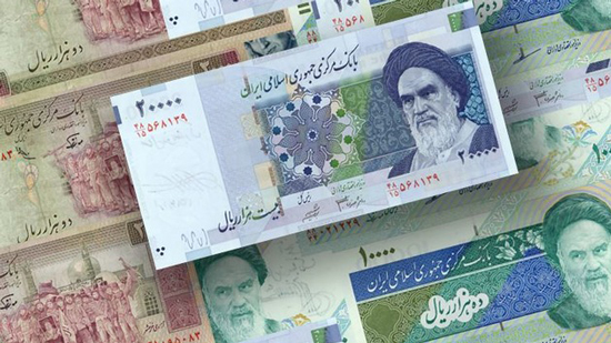 الريال الإيراني يسجل هبوطا قياسيا جديدا أمام الدولار