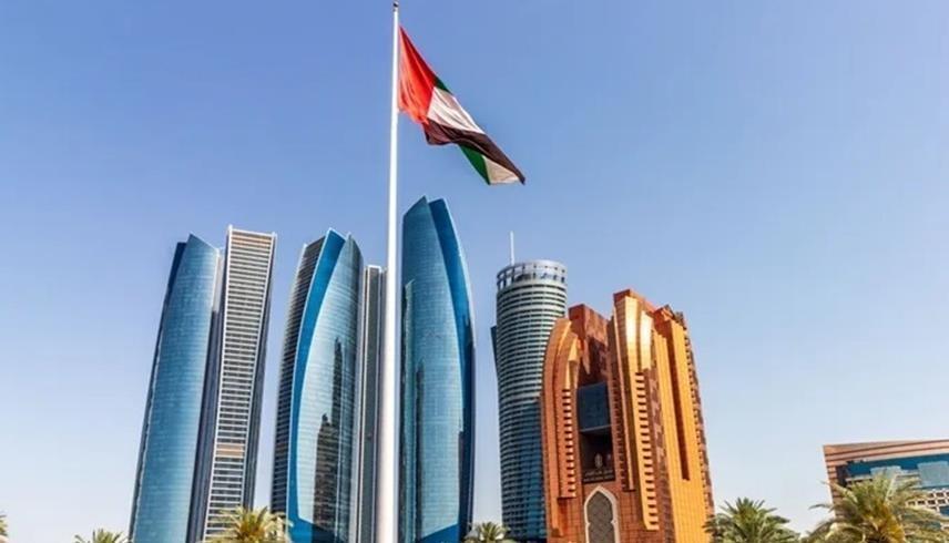 أبوظبي توسع قاعدة النمو الاقتصادي.. الصناعة والتكنولوجيا في صدارة المحركات