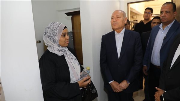 فلوس جمعية العروس، العثور على 100 ألف جنيه بداخل ثلاجة تحت أنقاض عقار منشأة ناصر (فيديو)