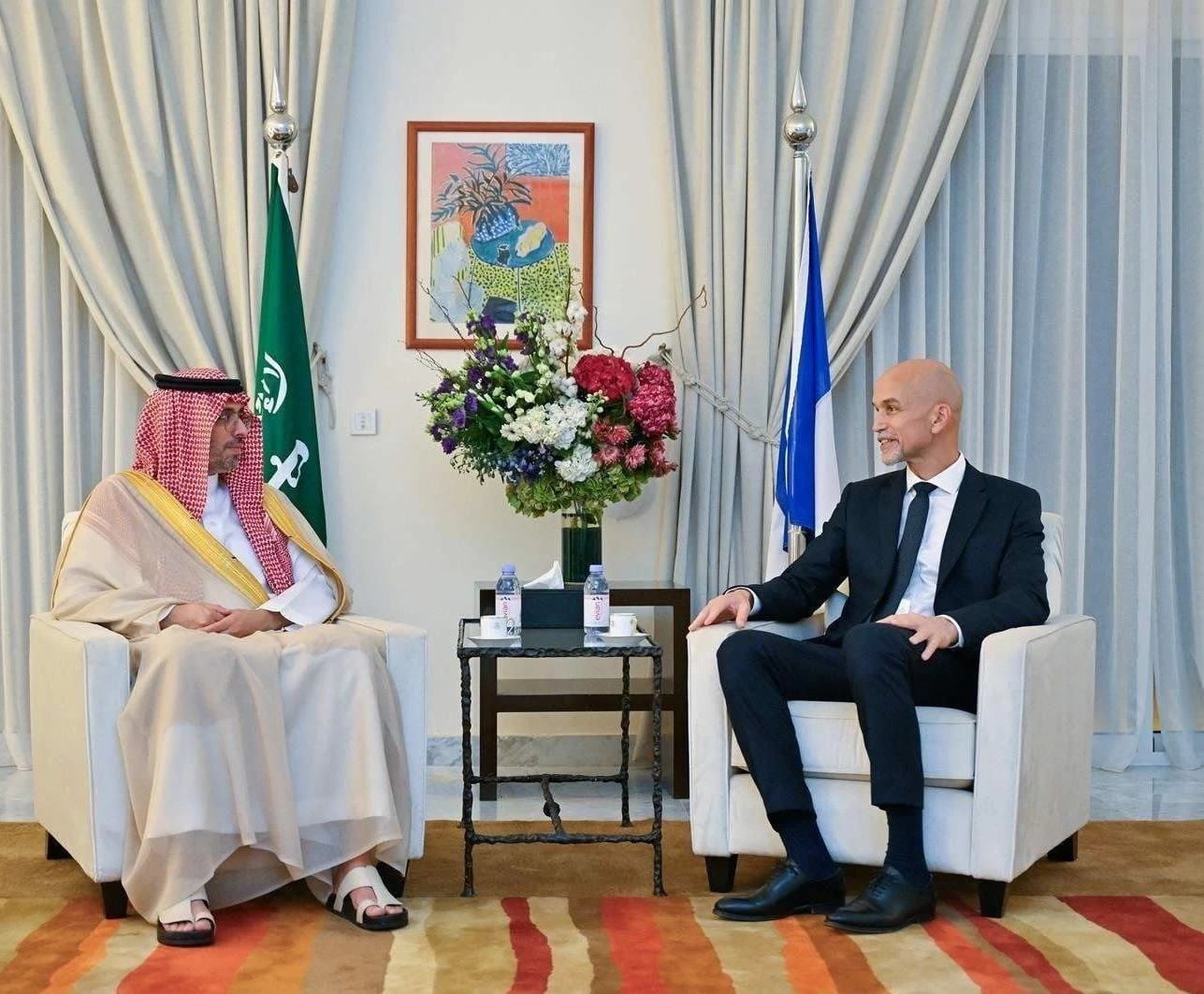 محافظ جدة يشارك القنصلية الفرنسية الاحتفال بالعيد الوطني ومئوية العلاقات الدبلوماسية